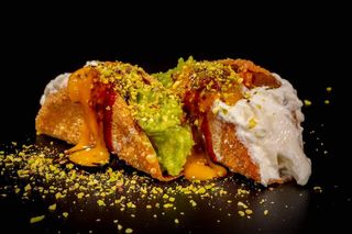 037 Tacos salmon mango 2 pezzi