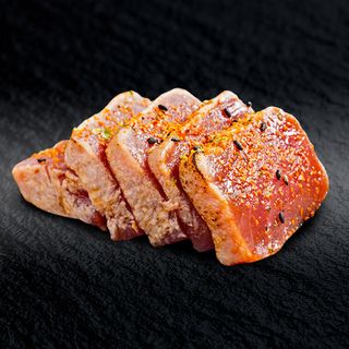 Сашими Тон Татаки