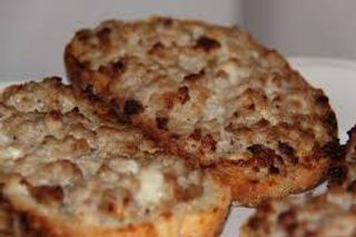 2 Mozzarella funghi e salsiccia