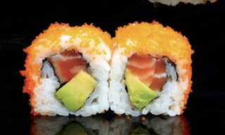 Uramaki Masago Roll (8 Uds.)