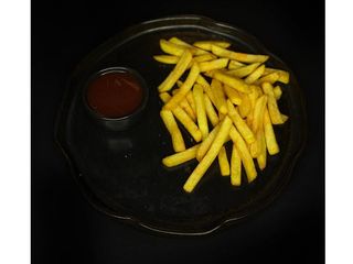 Картопля фрі  (150/50г)