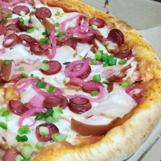 Піца 4 м'яса (30см/560г)