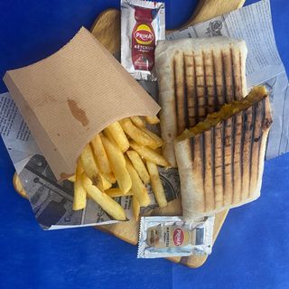 Taco de gambas + patatas fritas 