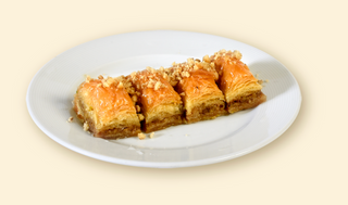 Баклава с орехи