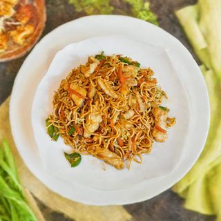 116N-Tallarines con pollo