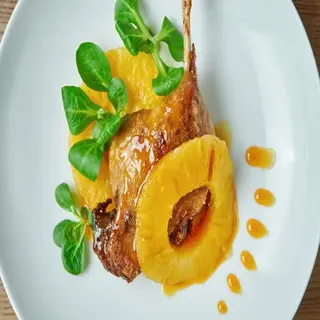 pato con piña