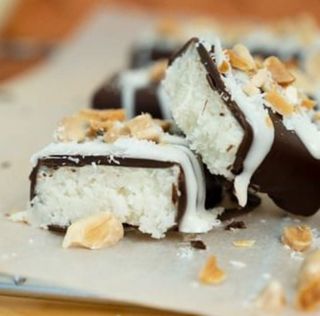 bounty de coco y chocolate blanco