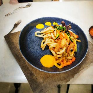 32. Yaki  udon con pollo  in salsa teriyaki