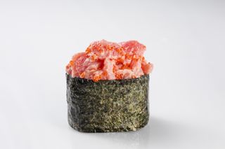 Гункан з тунцем