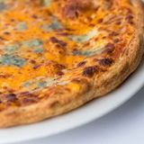 Pizza 4 Quesos (Mediana)