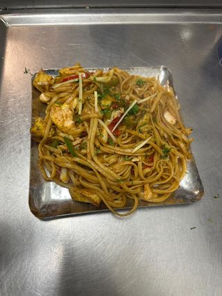 Chow mein chicken