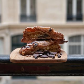 Pain Au Chocolat Con Almendras