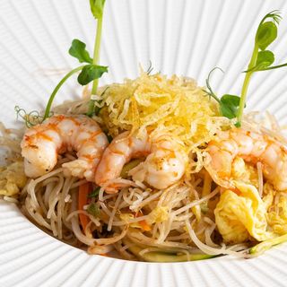 307.Spaghetti di riso con gamberi