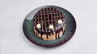 Tort nugatowy 0.9 kg