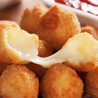 Bolinhas de Queijo