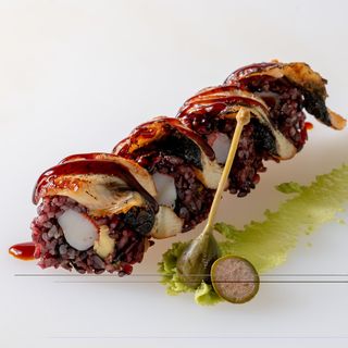 314. Ura black unaghi roll