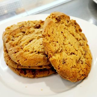 2 Cookies classic con chispas de chocolate (80 G.)