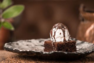 Brownie with ice cream