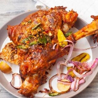 Muslo De Cordero A La Brasa