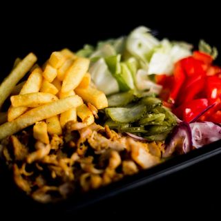 Shaorma pui la farfurie medie