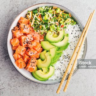 Poke Bowl Salmão