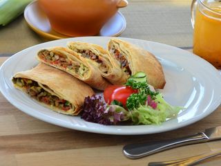Лаваш з овочами (250г)