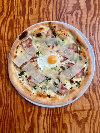 Pizza Carbonara