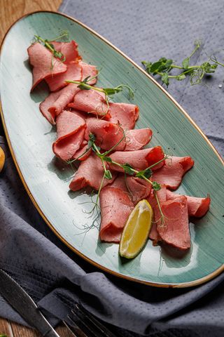 Сочное мясо говядины (300г)