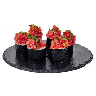 Futomaki tar-tar tuńczyk