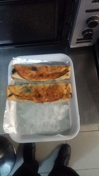 Calzone spinaci, cipolla e peperone