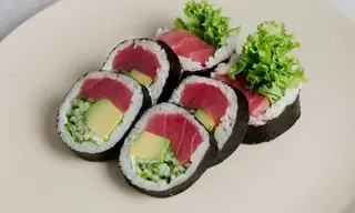Futomaki tuńczyk -6 szt-