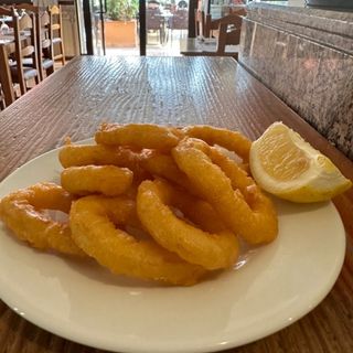 tapa de calamares a la romana