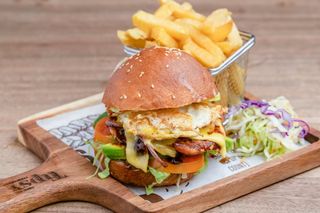 Big Up Burger with Chips