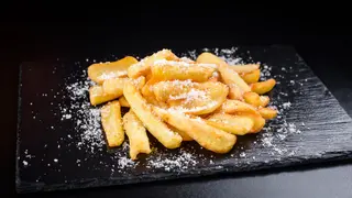 Cartofi cu parmezan