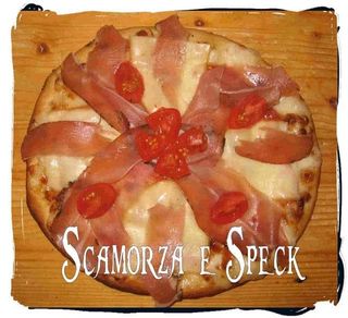 Scamorza e speck