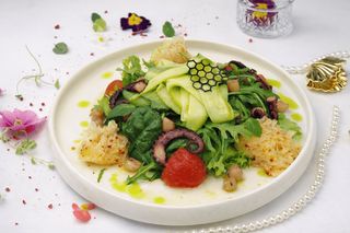 Салат із морепродуктами (200г)