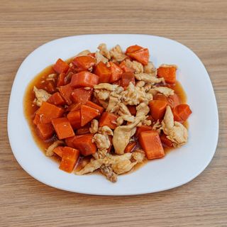 Piletina sa šargarepom