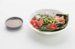 Боул с лососем