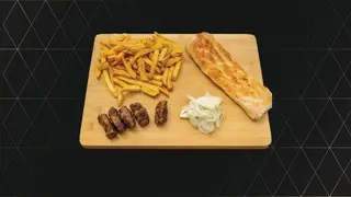 Ćevapi s pomfritom