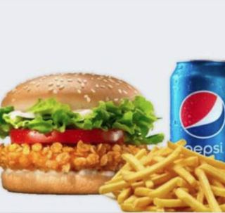 Hamburguesa Original Con Patatas Y Bebida