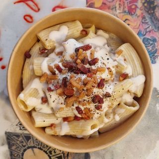 Queso Crema y Salciccia italiana