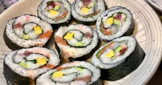 Yvana Spiral Roll