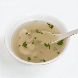 Sopa De Pollo Con Champiñones