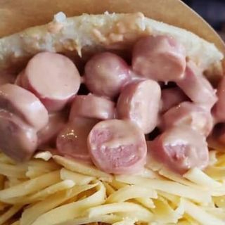 Arepa De Salchicha Y Queso