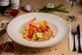 Risotto con gamberetti e zucchini