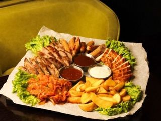 М'ясна дошка гаряча (1000g)