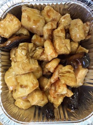 44 Pollo con gamberi e funghi cinesi