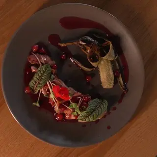 Качина грудка з журавлиним соусом