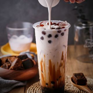 Té Con Leche En Azúcar Moreno Y Tapioca (700 Ml.)