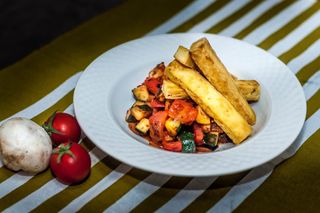 Tofu la grătar cu ratatouille